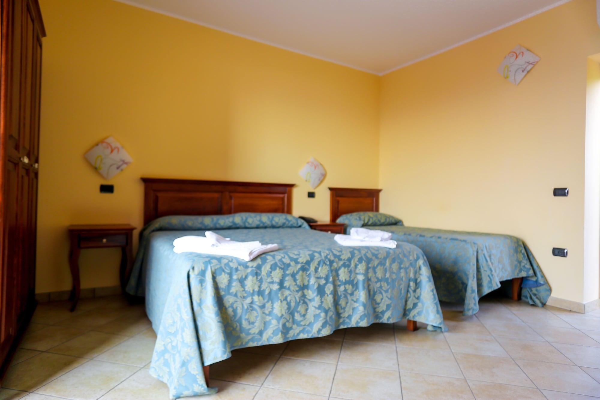 Villaggio Hotel Lido San Giuseppe Briatico Exterior photo