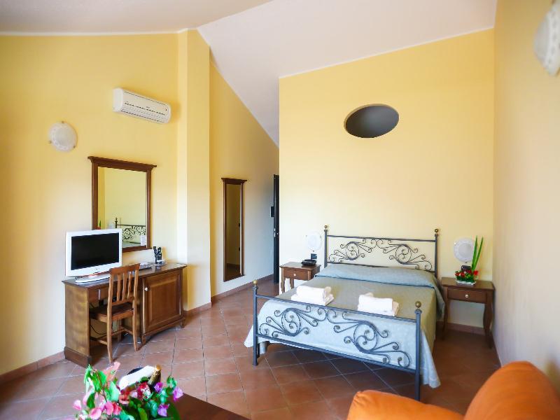 Villaggio Hotel Lido San Giuseppe Briatico Exterior photo